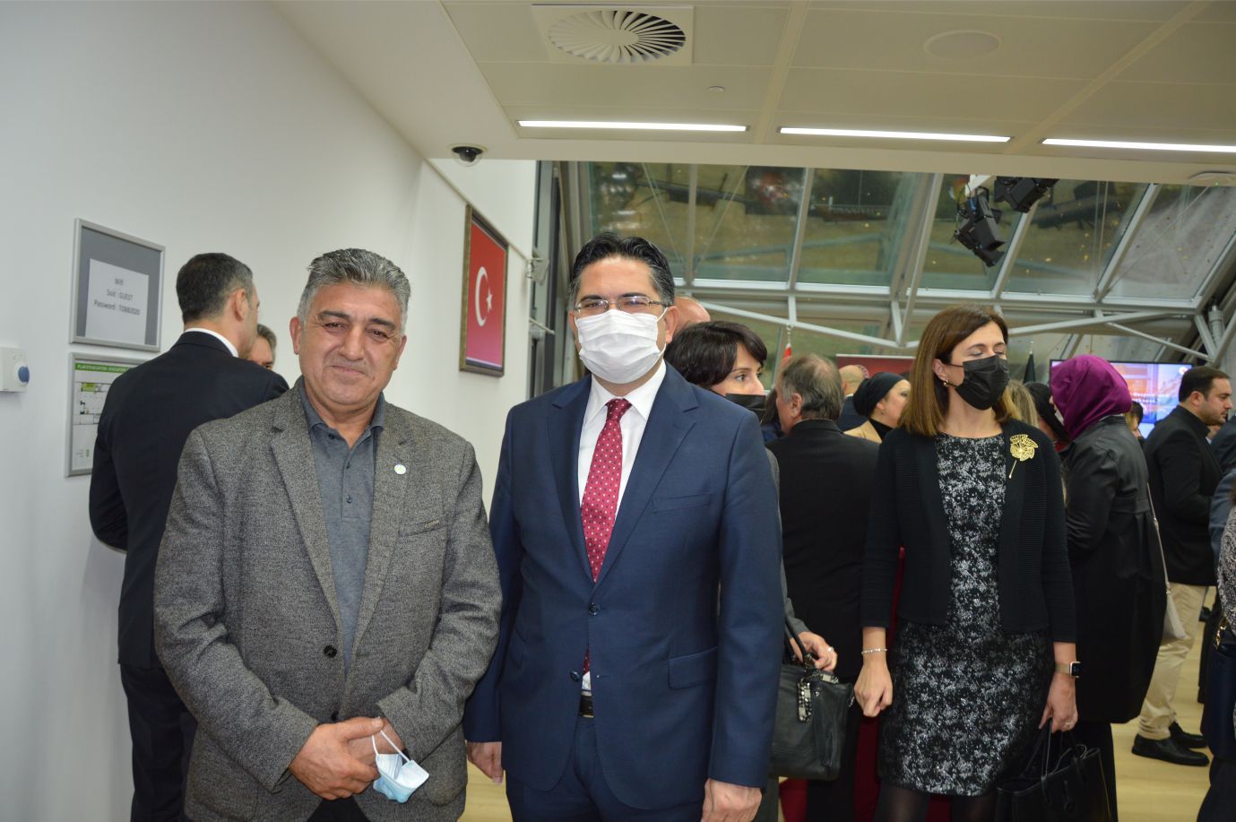 AVRUPA'NIN BAŞKENTİ BRÜKSEL'DEKİ CUMHURİYET RESEPSİYONU'NDA COŞKU VARDI