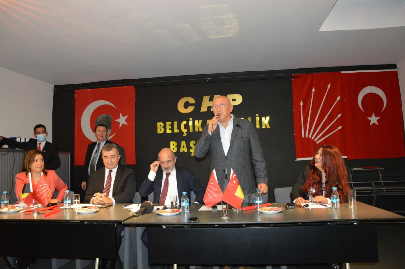CHP BELÇİKA BİRLİĞİ CUMHURİYET BAYRAMINI VEKİLLERLE BİRLİKTE KUTLADI