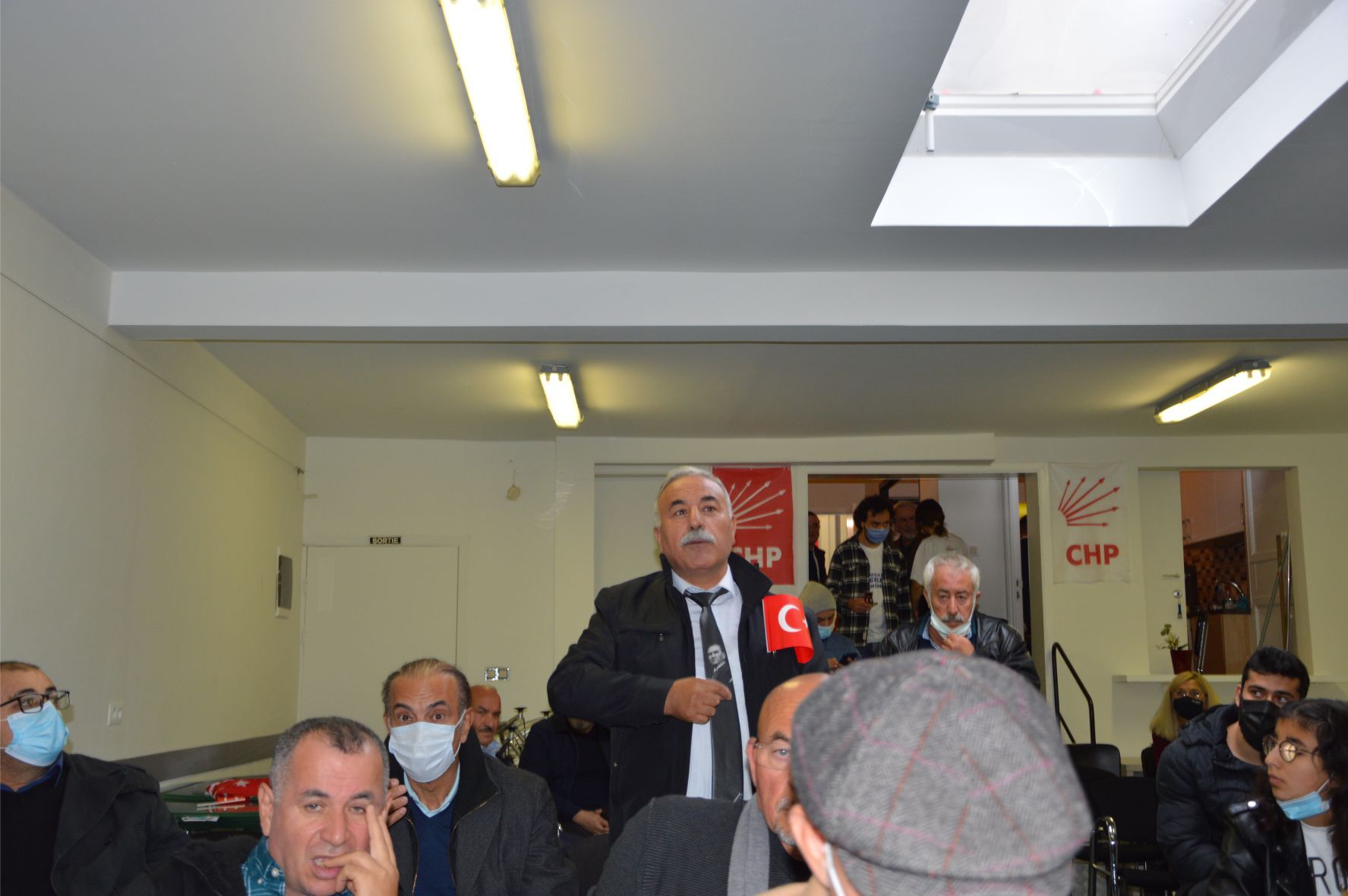 CHP BELÇİKA BİRLİĞİ CUMHURİYET BAYRAMINI VEKİLLERLE BİRLİKTE KUTLADI
