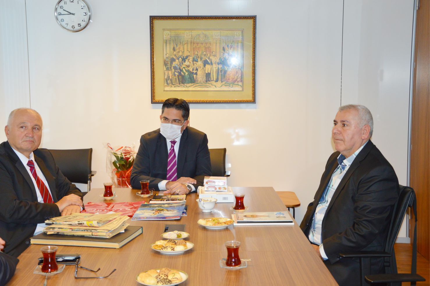 ~~BTMB YONETİM KURULU BAŞKONSOLS UMUT DENİZâ€™İ ZİYARET EDEREK ÇALIŞMALARI HAKKINDA BİLGİ VERDİLER