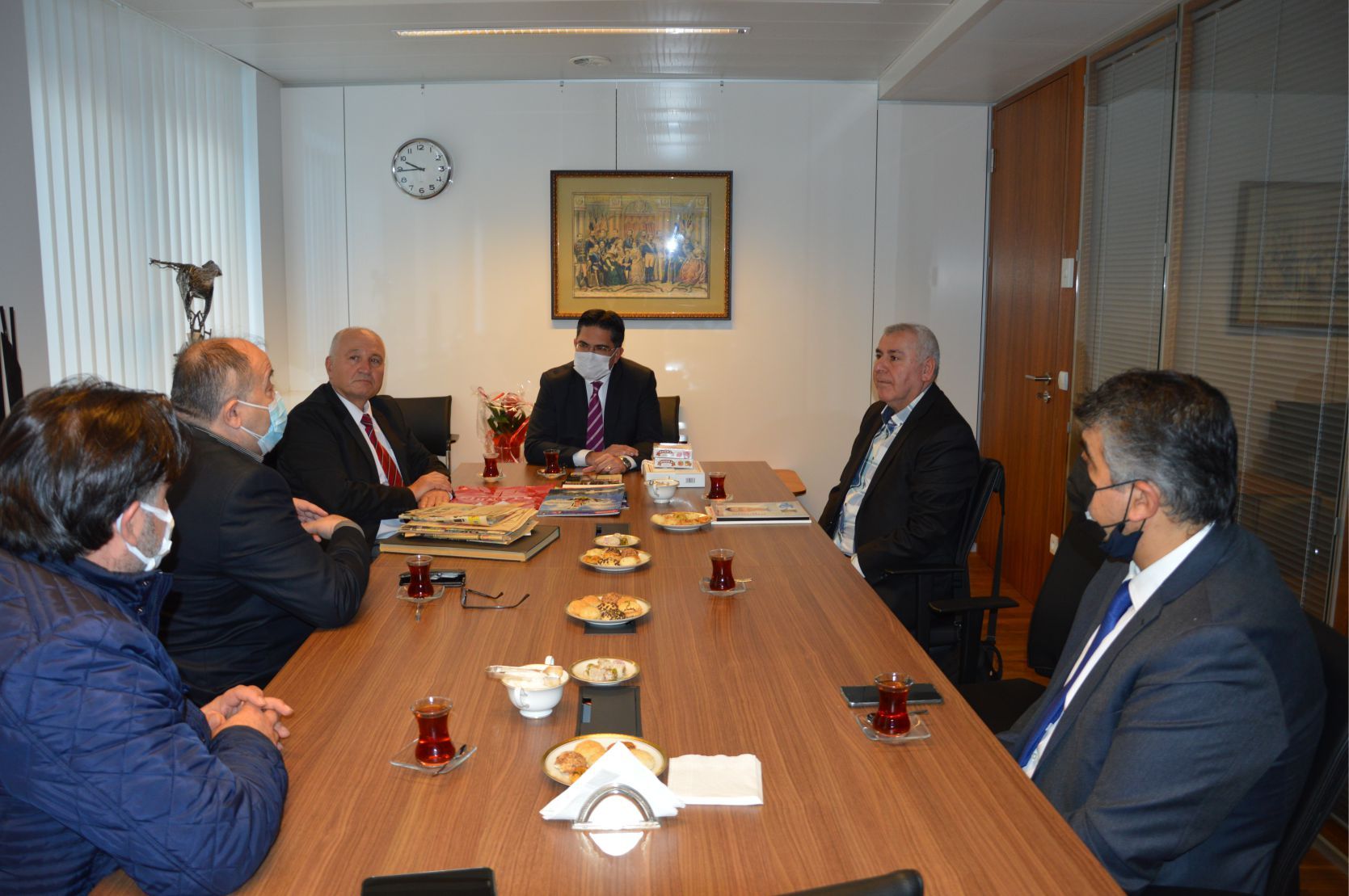 ~~BTMB YONETİM KURULU BAŞKONSOLS UMUT DENİZâ€™İ ZİYARET EDEREK ÇALIŞMALARI HAKKINDA BİLGİ VERDİLER