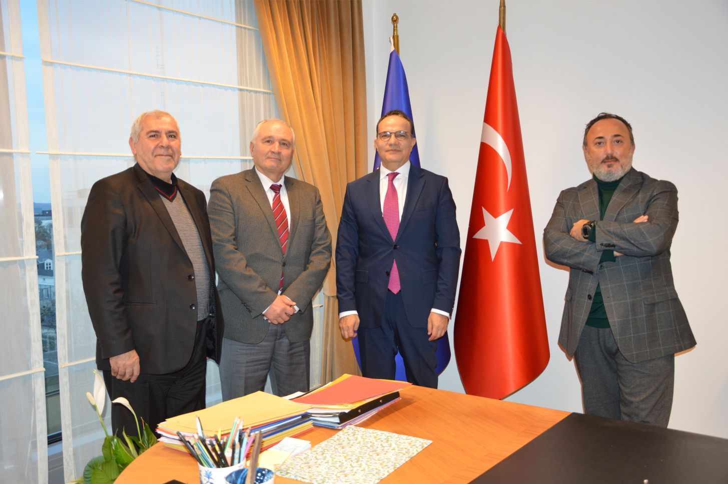 ~~BTMB’NDEN AB NEZDİNDE BÜYÜKELÇİ MEHMET KEMAL BOZAY’A NEZAKET ZİYARETİ