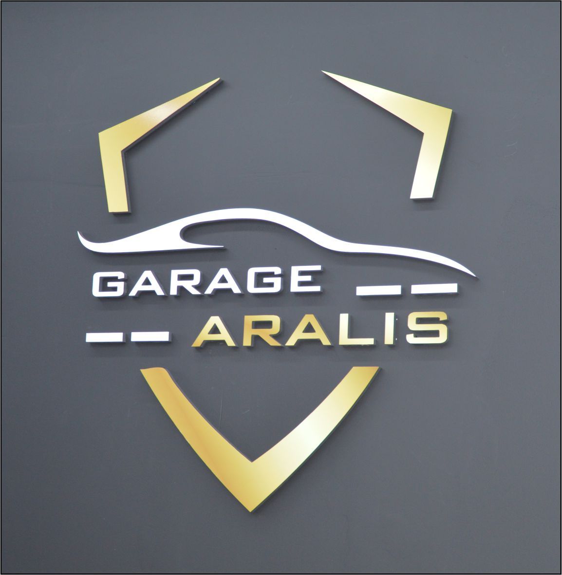 ~~‘GARAGE ARALIS’ ANVERS’TE HİZMETE AÇILDI