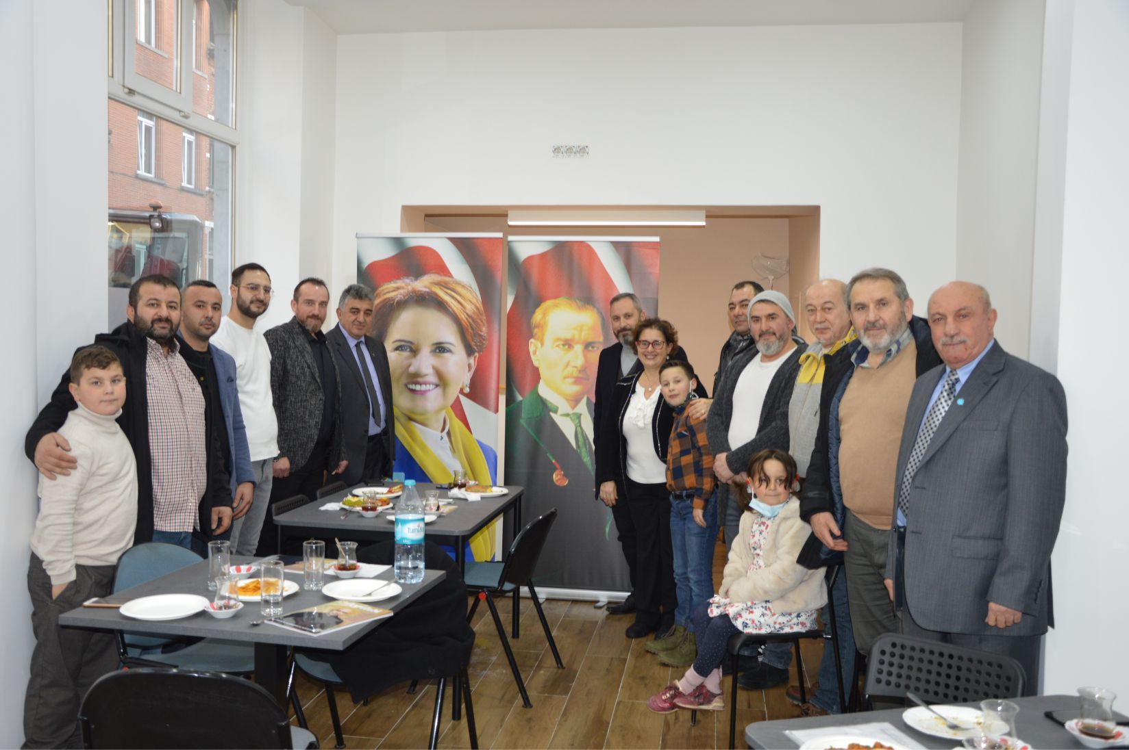 ~~İYİ PARTİ BELÇİKA DIŞ TEMSİLCİLİĞİ BRÜKSEL’DE MERKEZ BÜRO AÇILIŞINI YAPTI