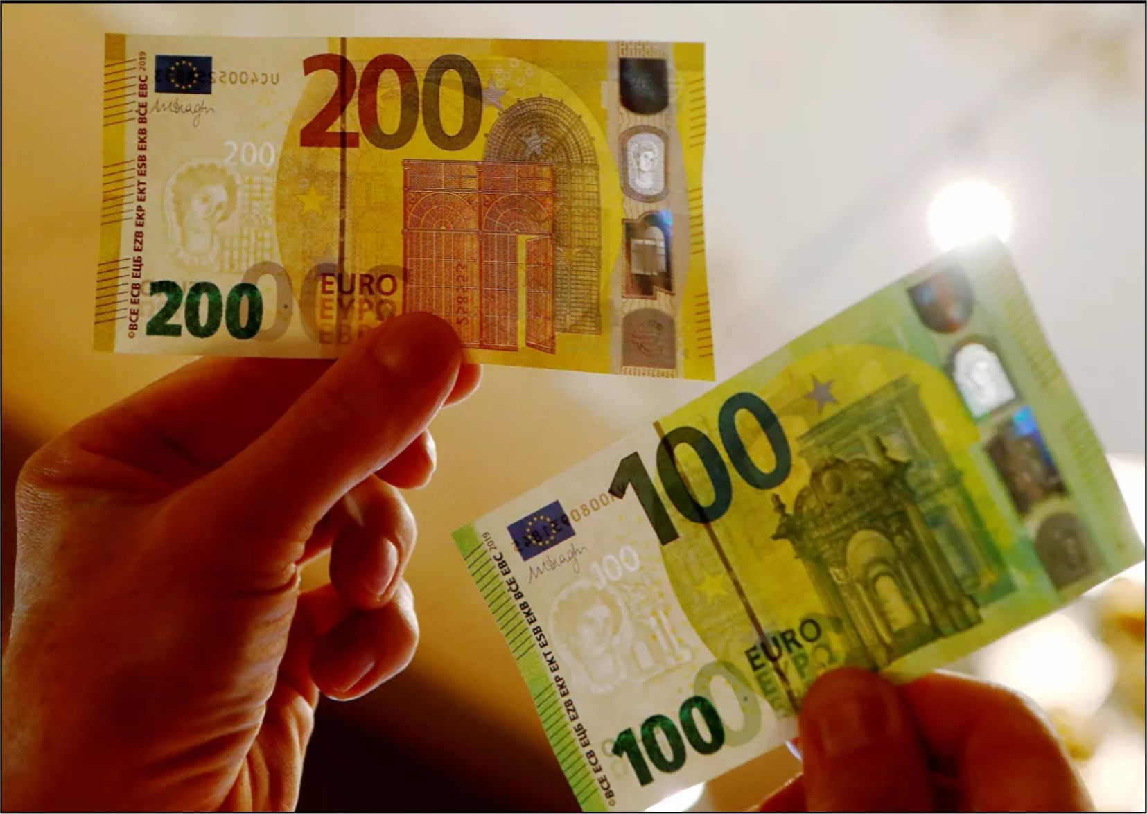 Belçika, elektrikte KDVâ€™yi düşürüyor: Her haneye 100 euro değerinde enerji çeki gönderilecek