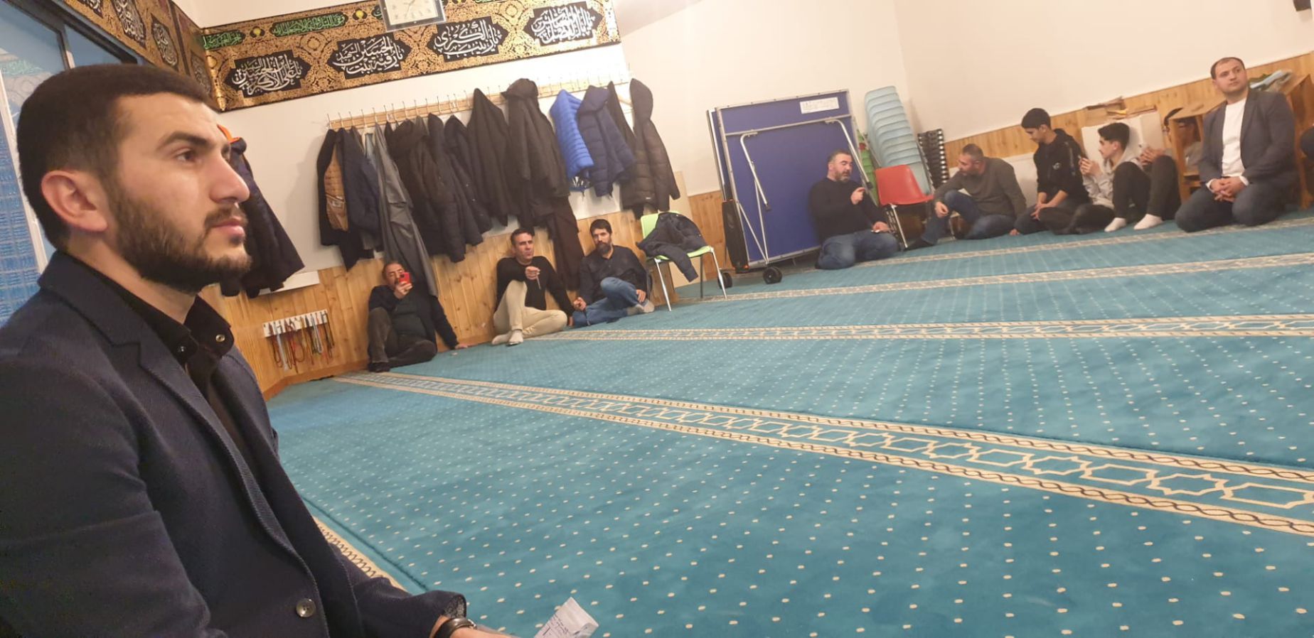 ~~EHLİBEYT GENÇLERİ AVRUPA'NIN BAŞKENTİ BRÜKSELâ€™DE â€˜İLMİN KAPISI İMAM ALİ (AS)'IN  VİLADETİNİ KUTLADILAR