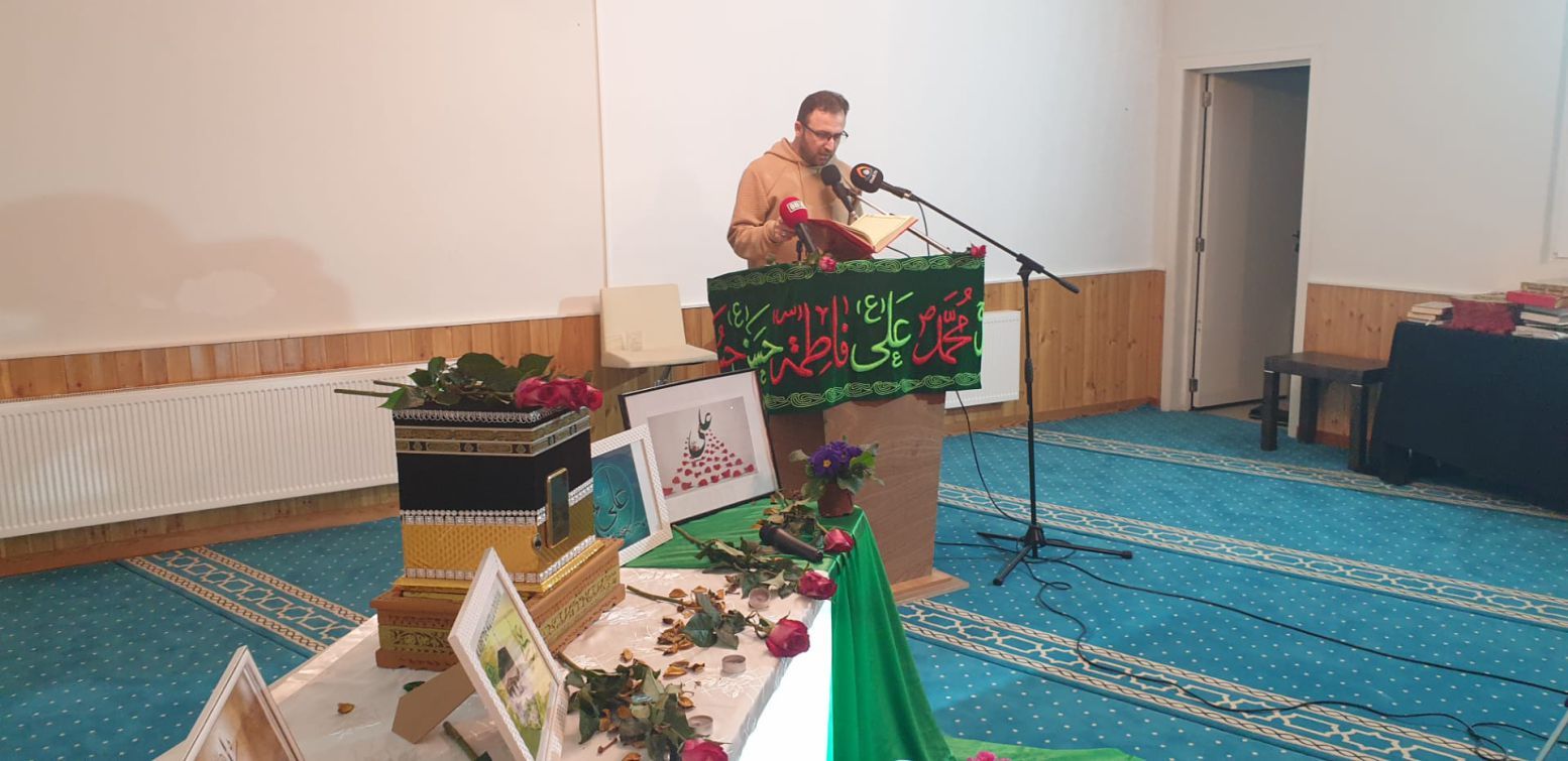 ~~EHLİBEYT GENÇLERİ AVRUPA'NIN BAŞKENTİ BRÜKSELâ€™DE â€˜İLMİN KAPISI İMAM ALİ (AS)'IN  VİLADETİNİ KUTLADILAR
