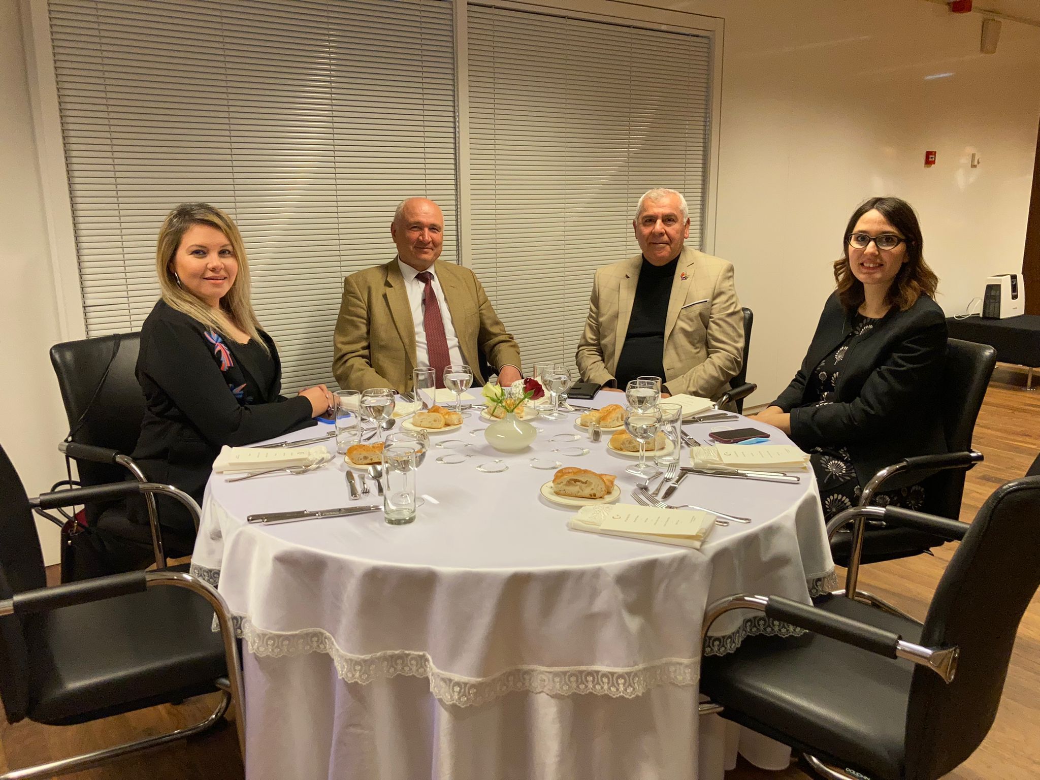 ~~BRÜKSEL BÜYÜKELÇİSİ DR. HASAN ULUSOY BASIN MENSUPLARINA İFTAR VERDİ