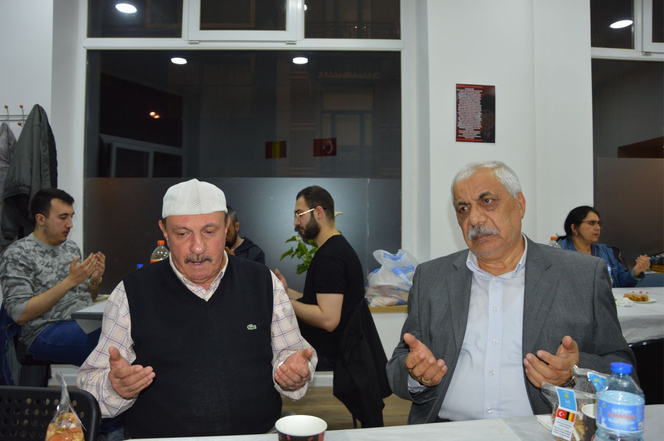 ~~İYİ Parti Belçika Dış Temsilciliğiâ€™nde İftar verildi...