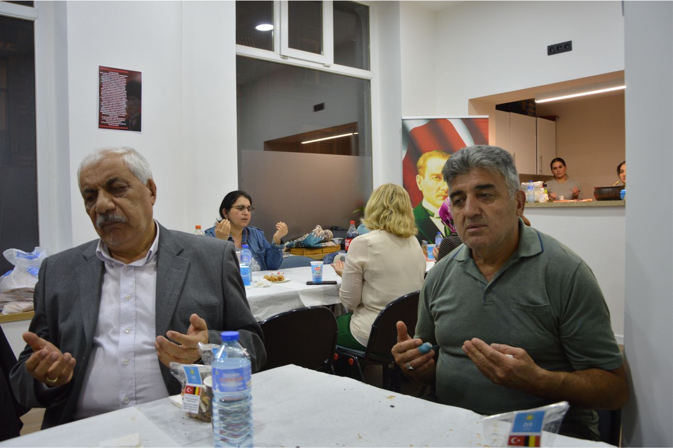 ~~İYİ Parti Belçika Dış Temsilciliğiâ€™nde İftar verildi...