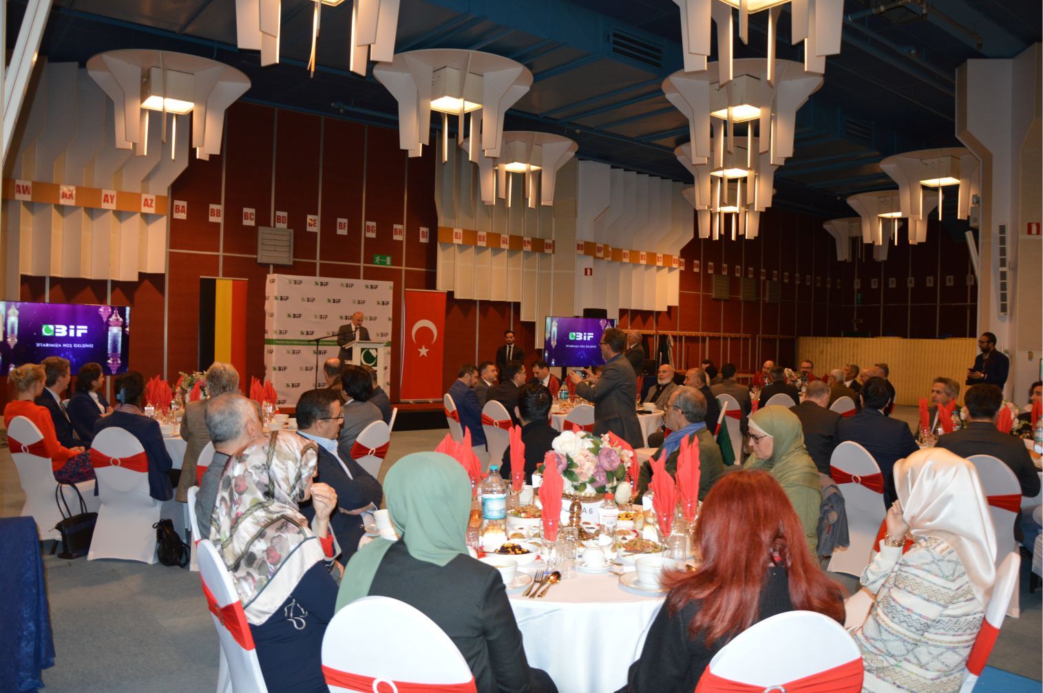 BİF İFTARINDA BİRLİK MESAJLARI VERİLDİ