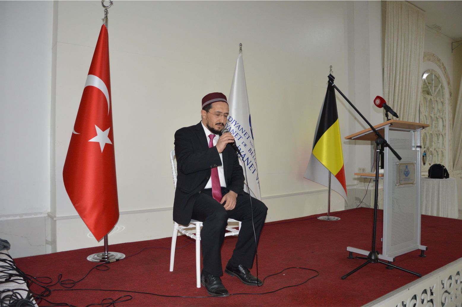 ~~Diyanet İşleri Başkanı Erbaş, Brüksel'de iftar programına katıldı