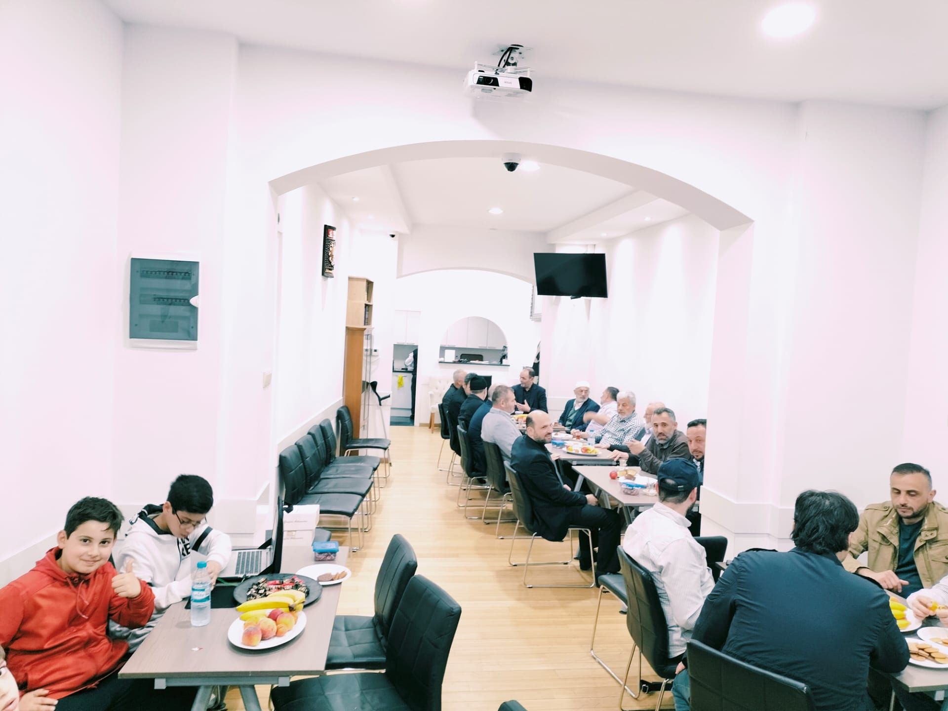 ~SAADET EUROPE BRÜKSEL BÖLGESİ BAYRAMLAŞMA PROGRAMINI ÇOK YOĞUN BİR KATILIMLA GERÇEKLEŞTİRDİ