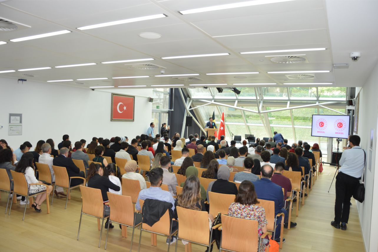 ~~19 MAYIS ATATÜRKâ€™Ü ANMA GENÇLİK VE SPOR BAYRAMI BRÜKSELâ€™DE KUTLANDI