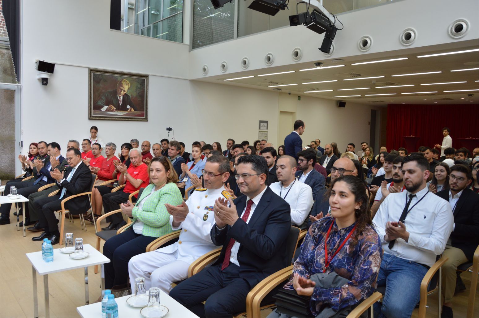 ~~19 MAYIS ATATÜRKâ€™Ü ANMA GENÇLİK VE SPOR BAYRAMI BRÜKSELâ€™DE KUTLANDI