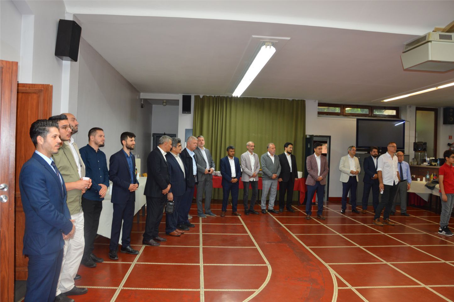 ~~BELÇİKA DİYANET VAKFI›NDA ‹KURBAN BAYRAMI› BAYRAMLAŞMASI GERÇEKLEŞTİRİLDİ