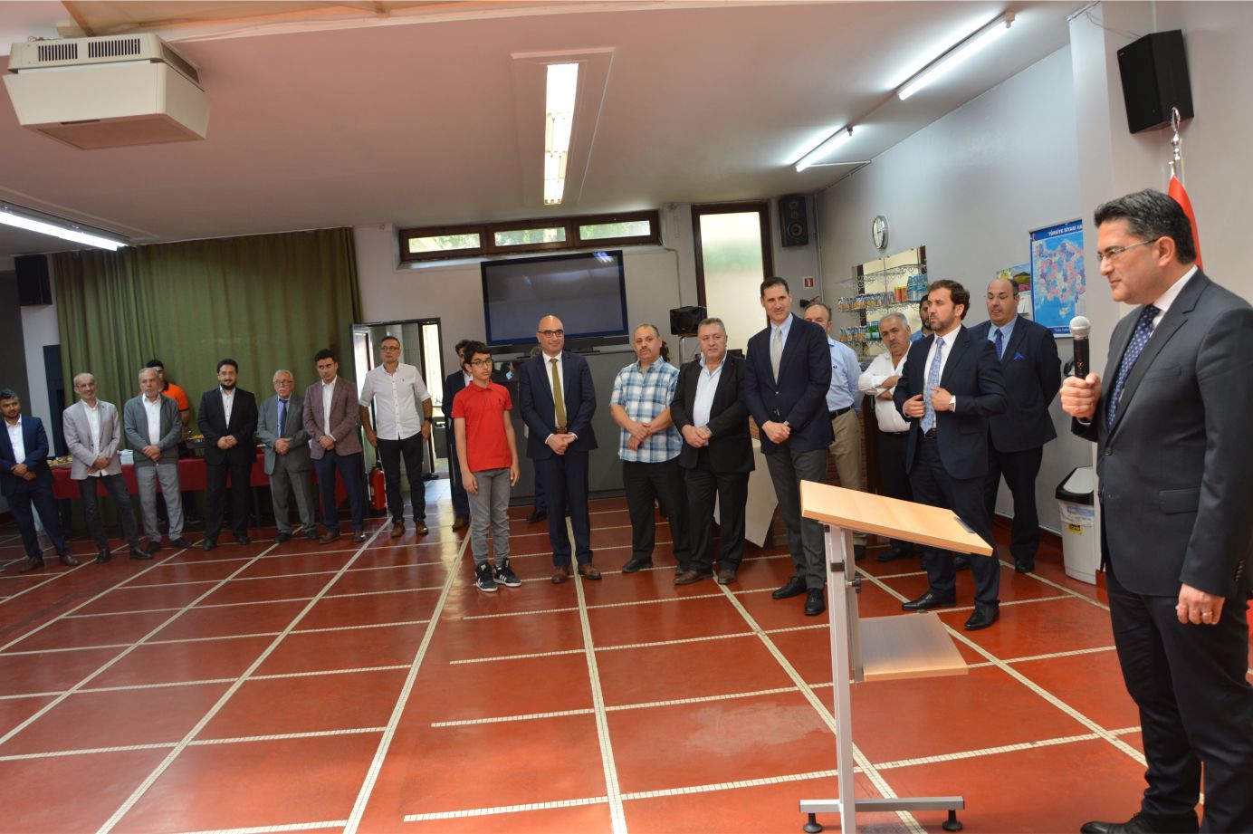 ~~BELÇİKA DİYANET VAKFI›NDA ‹KURBAN BAYRAMI› BAYRAMLAŞMASI GERÇEKLEŞTİRİLDİ