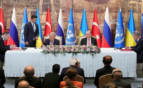 Tahıl koridoru için imzalar atıldı