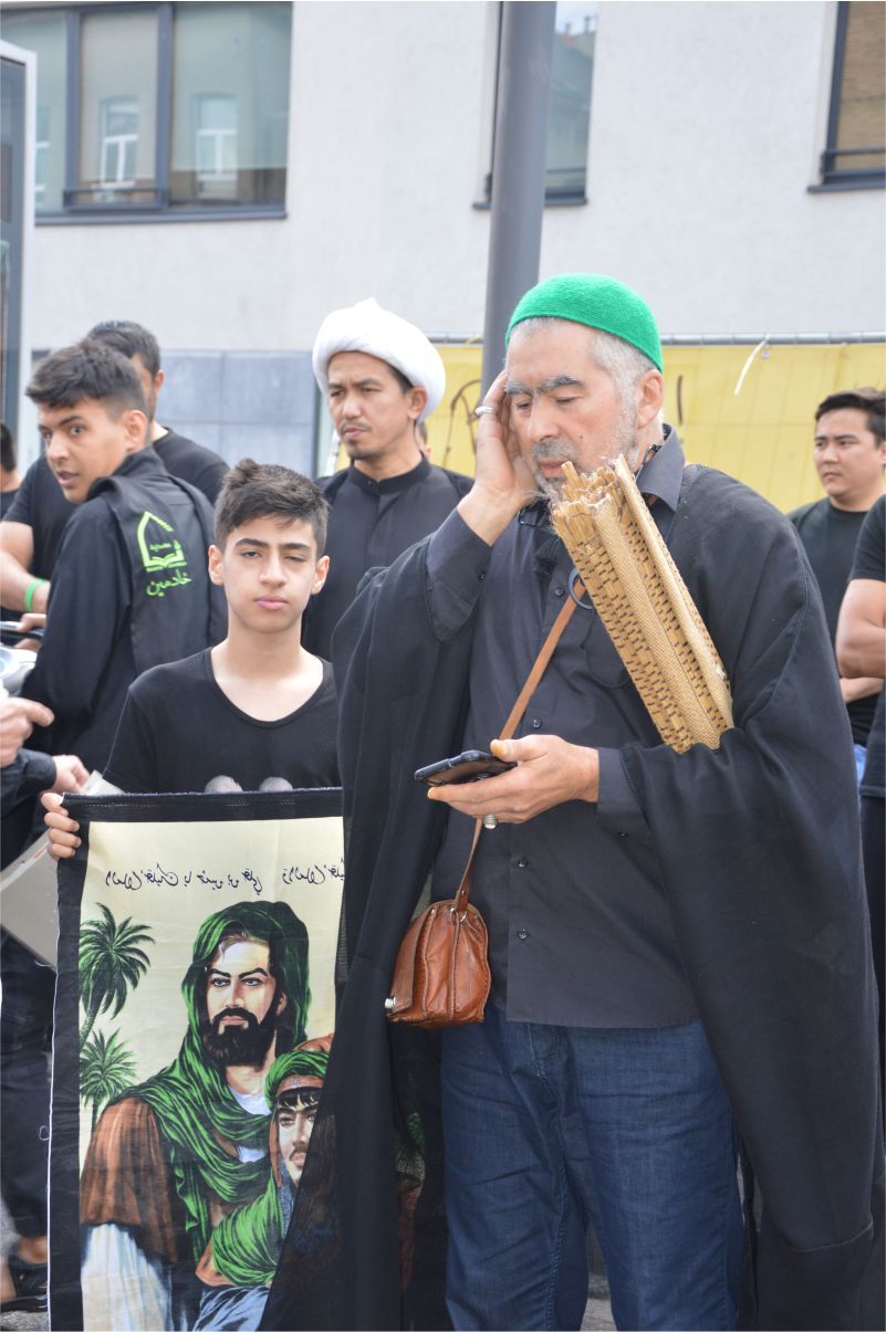~~AVRUPA’NIN BAŞKENTİ BRÜKSEL’DEKİ AŞURA YÜRÜYÜŞÜNDE BRÜKSEL SEMALARINDA ‘LEBBEYK YA HÜSEYİN!...’ NİDALARI YANKILANDI