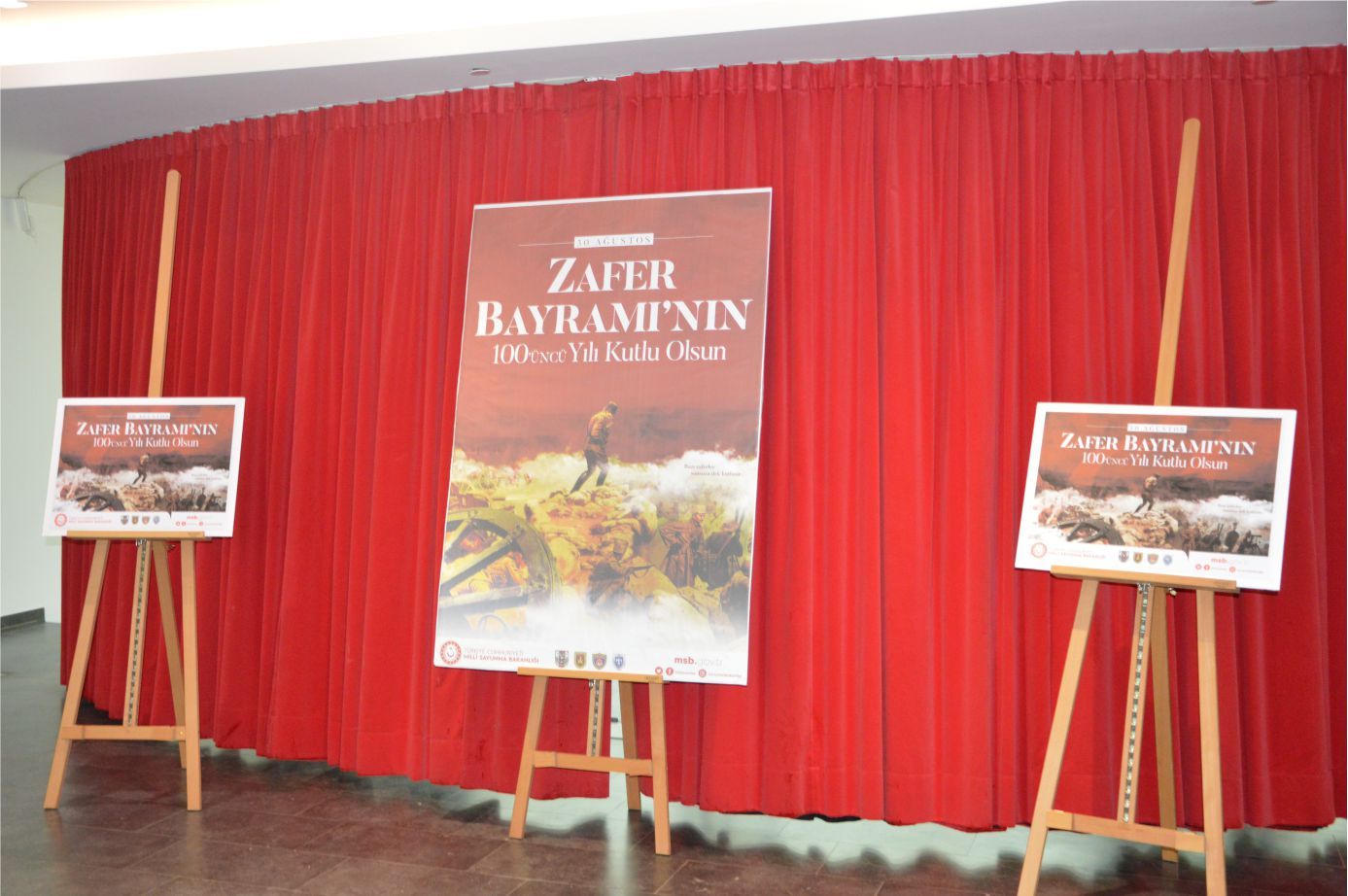 ^30 AĞUSTOS zAFER BAYRAMI' BRÜKSELDE VERİLEN RESEPSİYONLA KUTLANDI