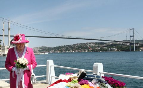 İngiltere Kraliçesi 2. Elizabeth, 96 yaşında hayatını kaybetti