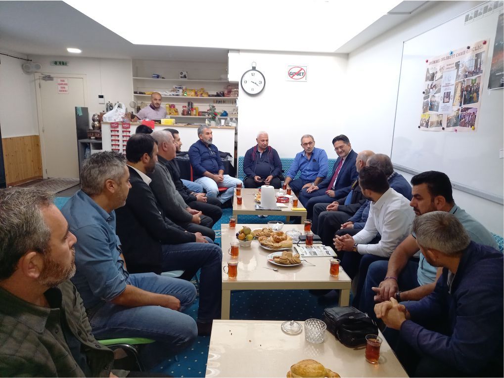 ~~BRÜKSEL BAŞKONSOLOSU UMUT DENİZ’DEN BRÜKSEL EHLİBEYT KÜLTÜR MERKEZİ YÖNETİMİNE İADEYİ ZİYARET