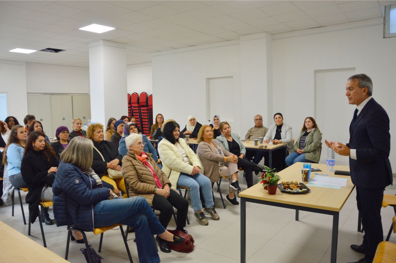 ~~TURKISH LADY KONFERANSINDA BAŞKAN KIR, SOSYAL YARDIMLAR VE ENERJİ KRİZİ İLE İLGİLİ BİLGİLENDİRMELERDE BULUNDU