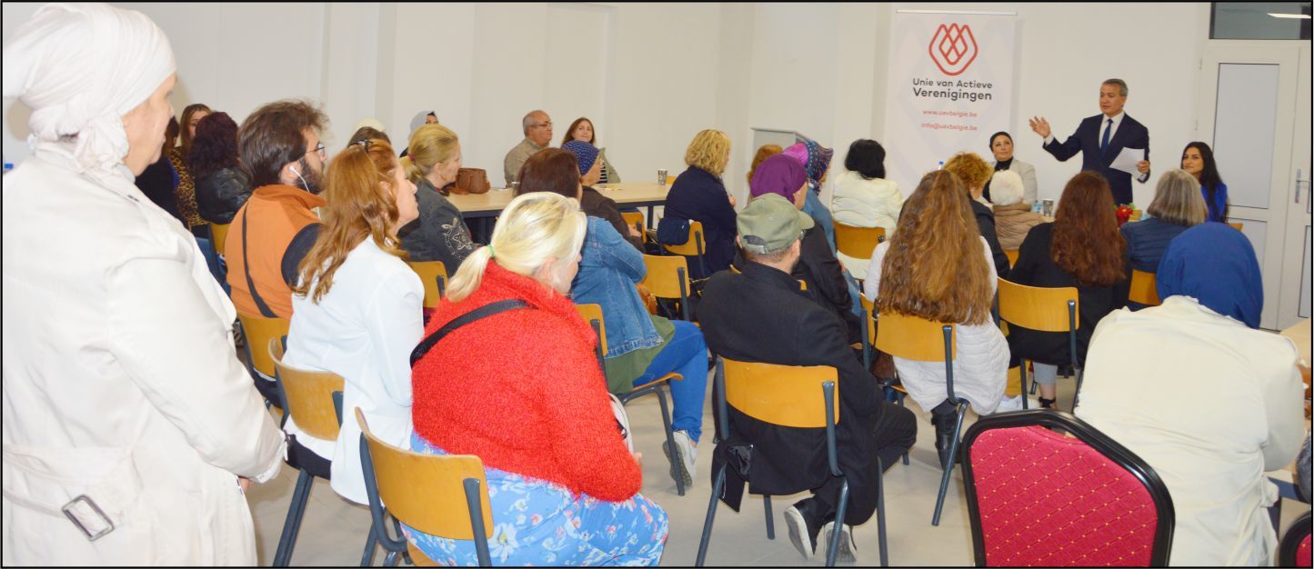 ~~TURKISH LADY KONFERANSINDA BAŞKAN KIR, SOSYAL YARDIMLAR VE ENERJİ KRİZİ İLE İLGİLİ BİLGİLENDİRMELERDE BULUNDU