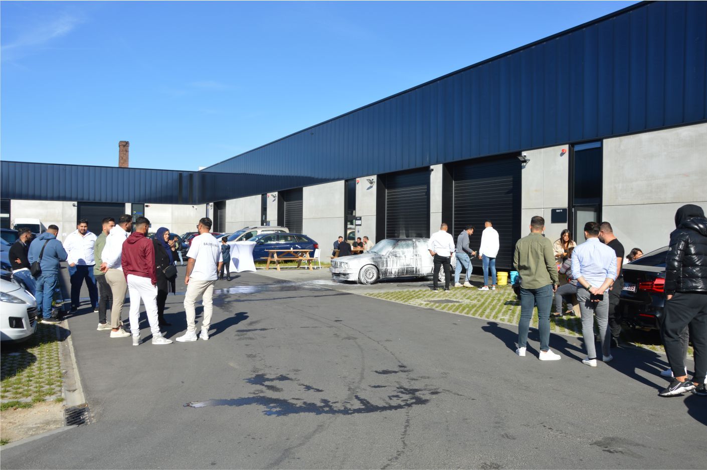 ~~‹UD GROUP› BÜYÜME›YE DEVAM EDİYOR TRANSPORT, LASTİK MAĞAZASINDAN SONRA, ÖZEL OTO TEMİZLEME İŞYERİNİDE AÇTI