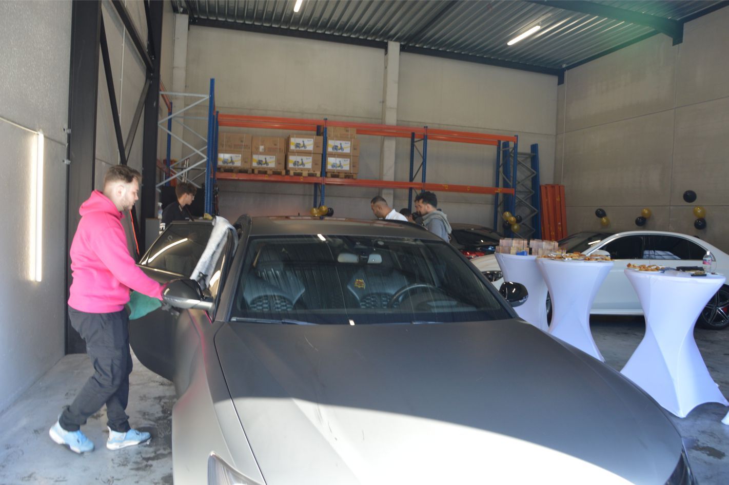 ~~‹UD GROUP› BÜYÜME›YE DEVAM EDİYOR TRANSPORT, LASTİK MAĞAZASINDAN SONRA, ÖZEL OTO TEMİZLEME İŞYERİNİDE AÇTI