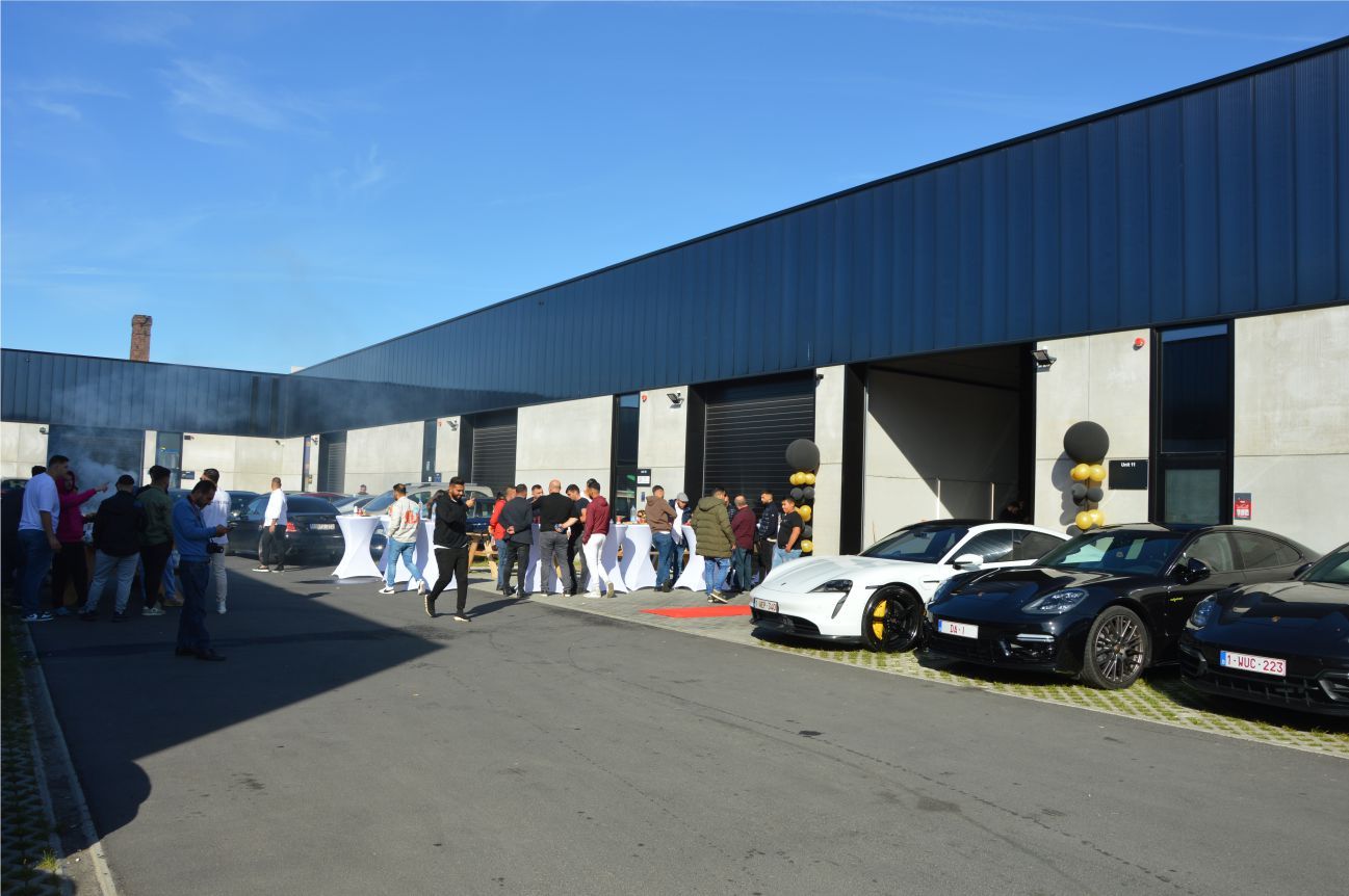 ~~‹UD GROUP› BÜYÜME›YE DEVAM EDİYOR TRANSPORT, LASTİK MAĞAZASINDAN SONRA, ÖZEL OTO TEMİZLEME İŞYERİNİDE AÇTI