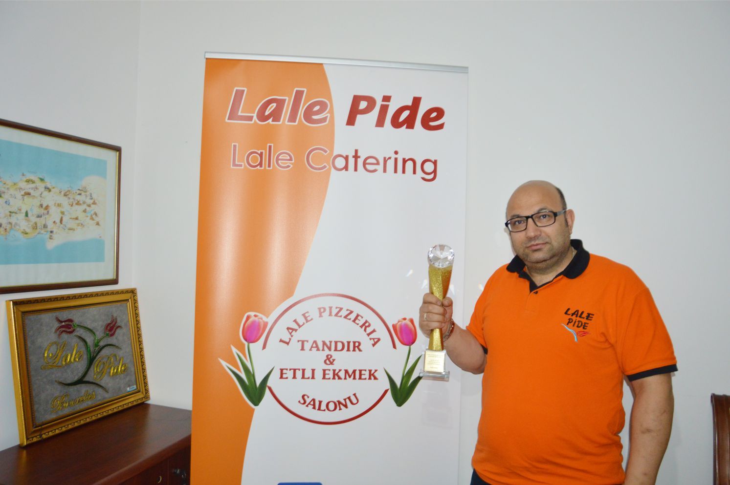 ~~ÖDÜLLÜ LALE PİZZERIA VE CATERING SAHİBİ LEVENT CAN: «BAŞARIMIZDA KATKISI OLAN TÜM ARKADAŞLARIMA TEŞEKKÜRLER»