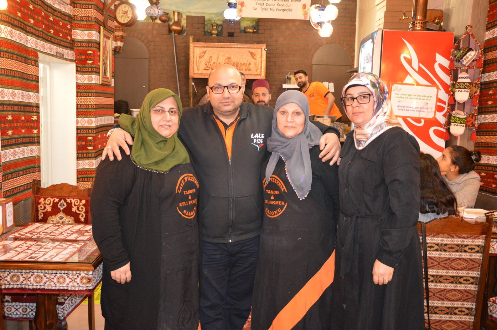 ~~ÖDÜLLÜ LALE PİZZERIA VE CATERING SAHİBİ LEVENT CAN: «BAŞARIMIZDA KATKISI OLAN TÜM ARKADAŞLARIMA TEŞEKKÜRLER»