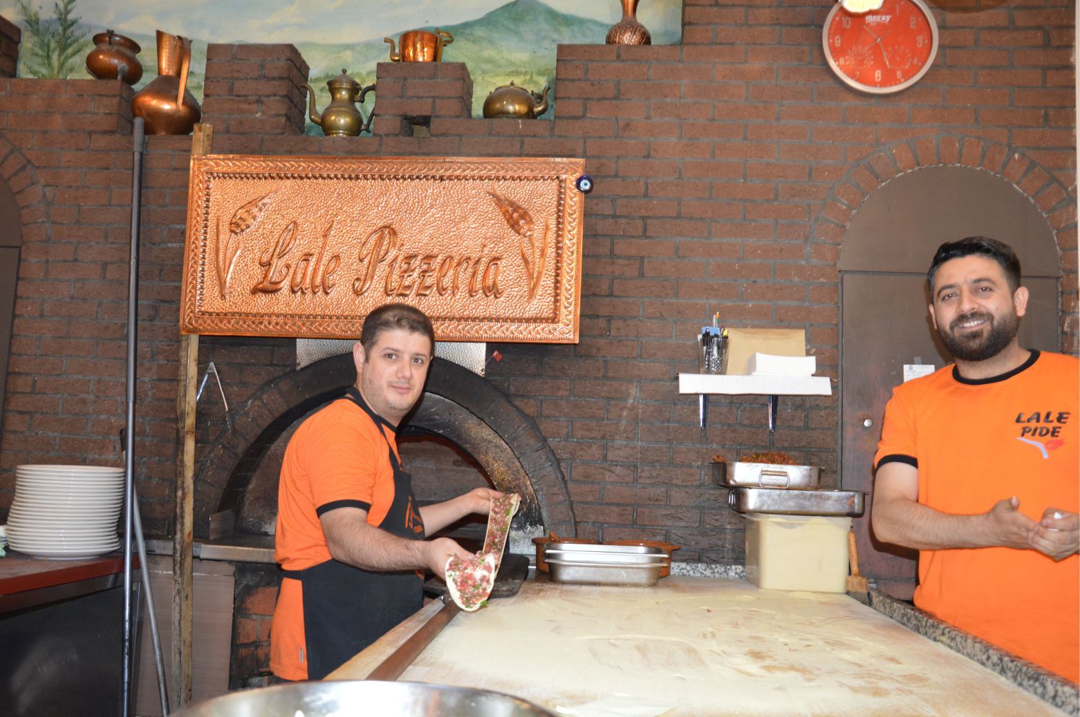 ~~ÖDÜLLÜ LALE PİZZERIA VE CATERING SAHİBİ LEVENT CAN: «BAŞARIMIZDA KATKISI OLAN TÜM ARKADAŞLARIMA TEŞEKKÜRLER»