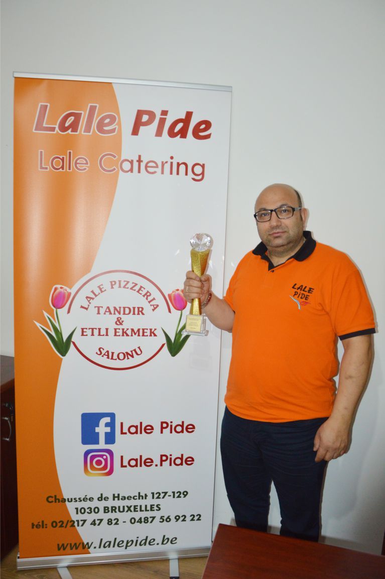 ~~ÖDÜLLÜ LALE PİZZERIA VE CATERING SAHİBİ LEVENT CAN: «BAŞARIMIZDA KATKISI OLAN TÜM ARKADAŞLARIMA TEŞEKKÜRLER»