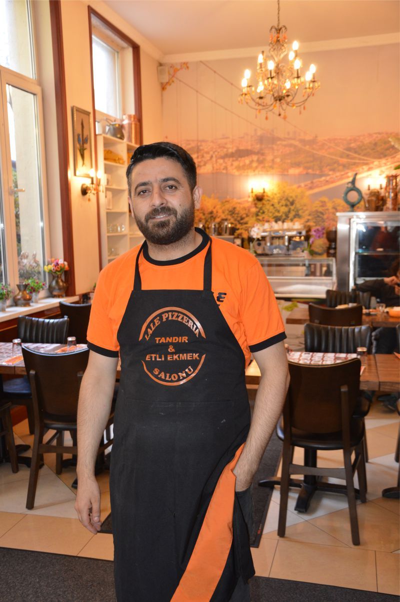 ~~ÖDÜLLÜ LALE PİZZERIA VE CATERING SAHİBİ LEVENT CAN: «BAŞARIMIZDA KATKISI OLAN TÜM ARKADAŞLARIMA TEŞEKKÜRLER»