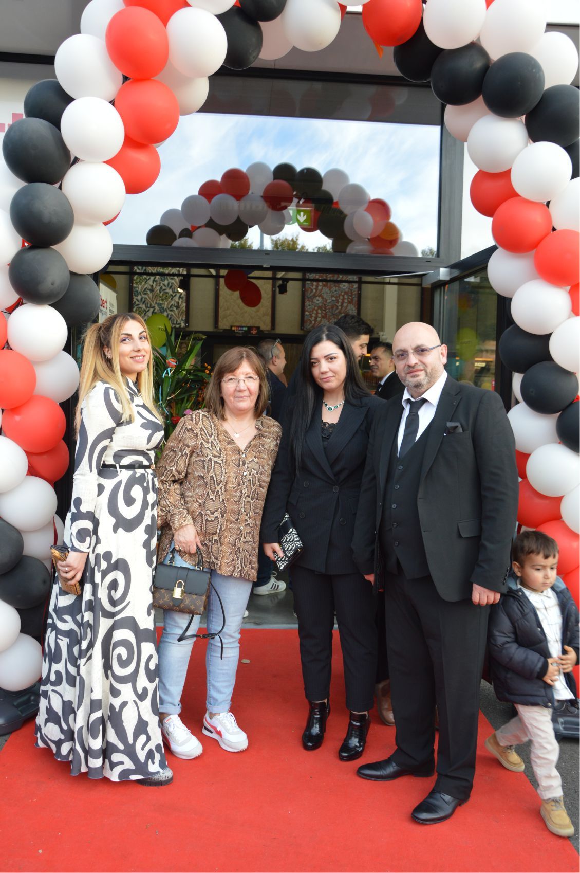 ~~Mekanınızı, Evinizi ve Dünyanızı renklendiren ‘TOP COLOR 2' MUHTEŞEM TÖRENLE AÇILDI