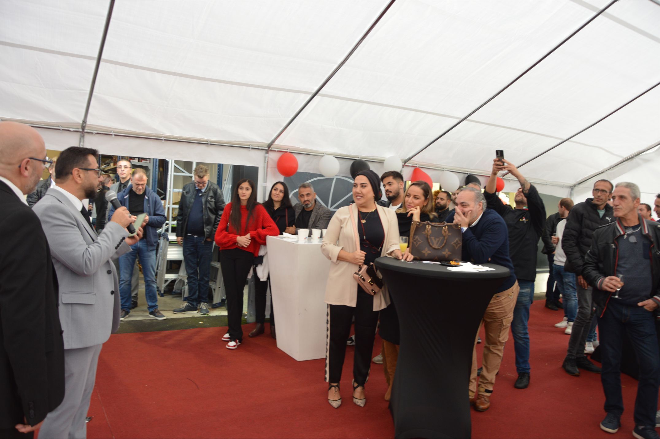 ~~Mekanınızı, Evinizi ve Dünyanızı renklendiren ‘TOP COLOR 2' MUHTEŞEM TÖRENLE AÇILDI