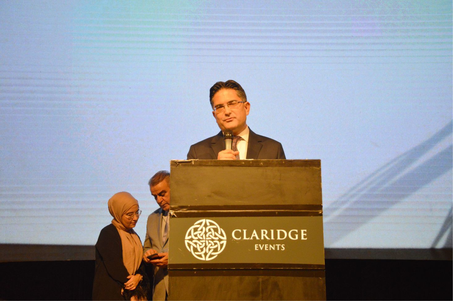 ~~‘BIZZ ASSOCIATIONS AWARDS’ BELÇİKA›DA BAŞARIYA İMZA ATANLARI PLAKETLERLE ÖDÜLLENDİRDİ