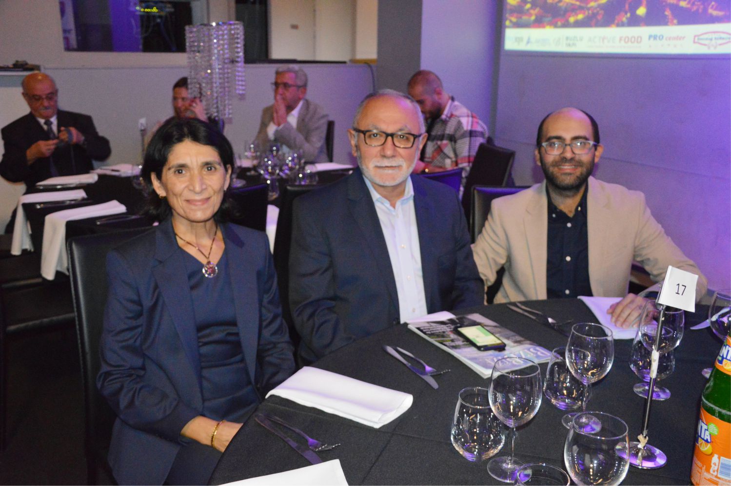 ~~‘BIZZ ASSOCIATIONS AWARDS’ BELÇİKA›DA BAŞARIYA İMZA ATANLARI PLAKETLERLE ÖDÜLLENDİRDİ