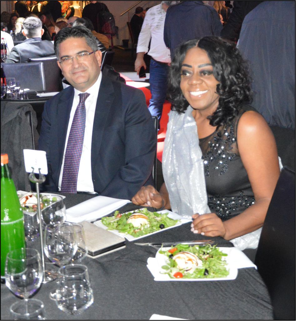 ~~‘BIZZ ASSOCIATIONS AWARDS’ BELÇİKA›DA BAŞARIYA İMZA ATANLARI PLAKETLERLE ÖDÜLLENDİRDİ