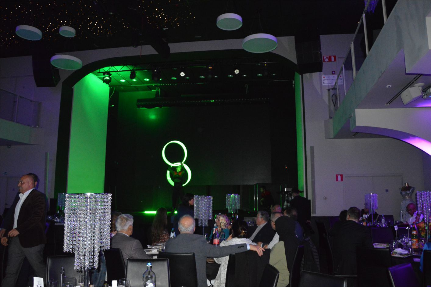 ~~‘BIZZ ASSOCIATIONS AWARDS’ BELÇİKA›DA BAŞARIYA İMZA ATANLARI PLAKETLERLE ÖDÜLLENDİRDİ