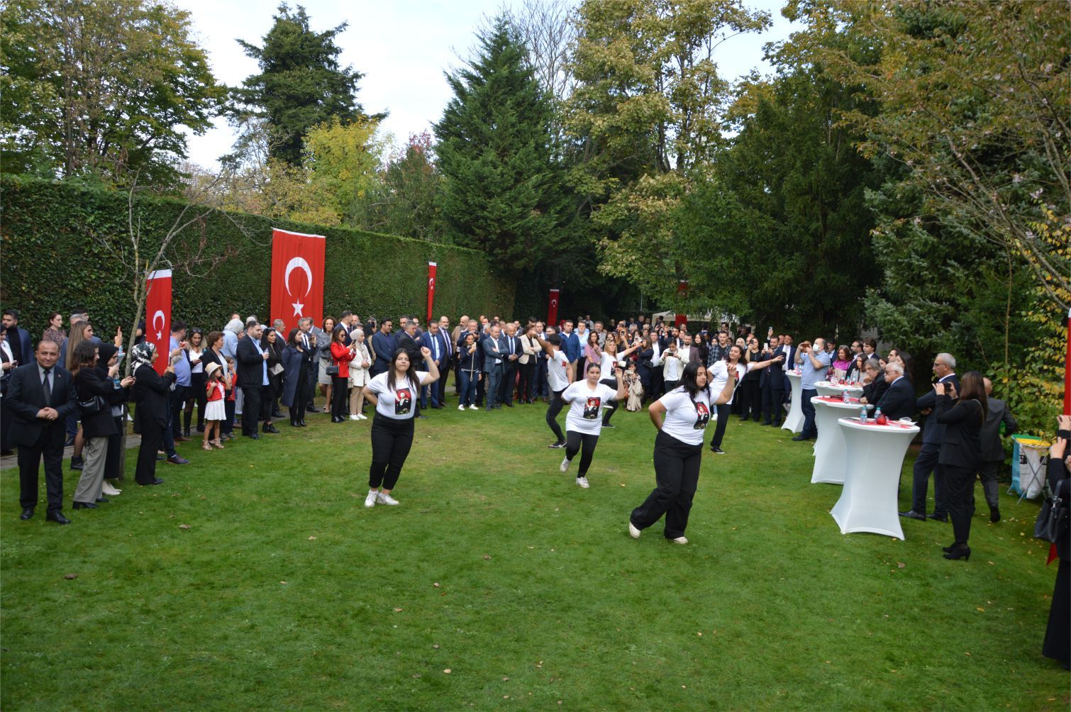 CUMHURİYETİMİZİN 99. YILI ANVERS’TE BÜYÜK BİR COŞKUYLA KUTLANDI