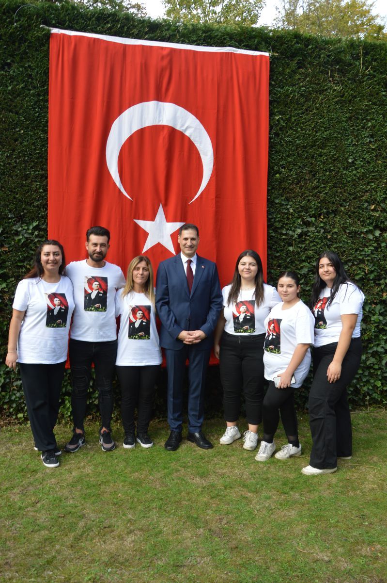 CUMHURİYETİMİZİN 99. YILI ANVERS’TE BÜYÜK BİR COŞKUYLA KUTLANDI