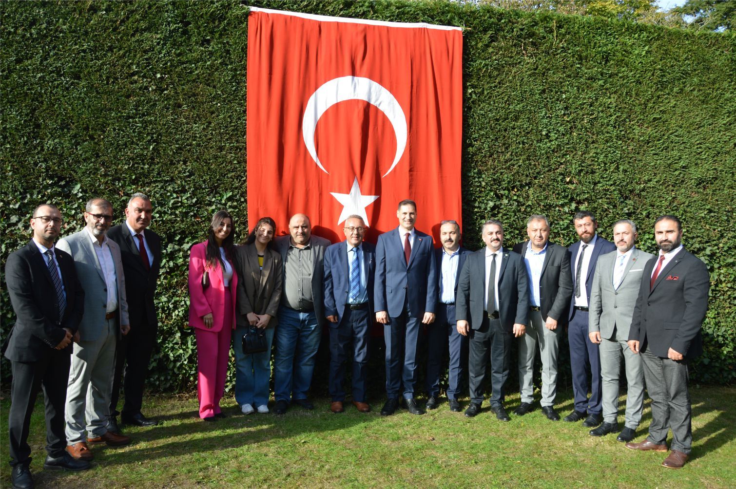 CUMHURİYETİMİZİN 99. YILI ANVERS’TE BÜYÜK BİR COŞKUYLA KUTLANDI