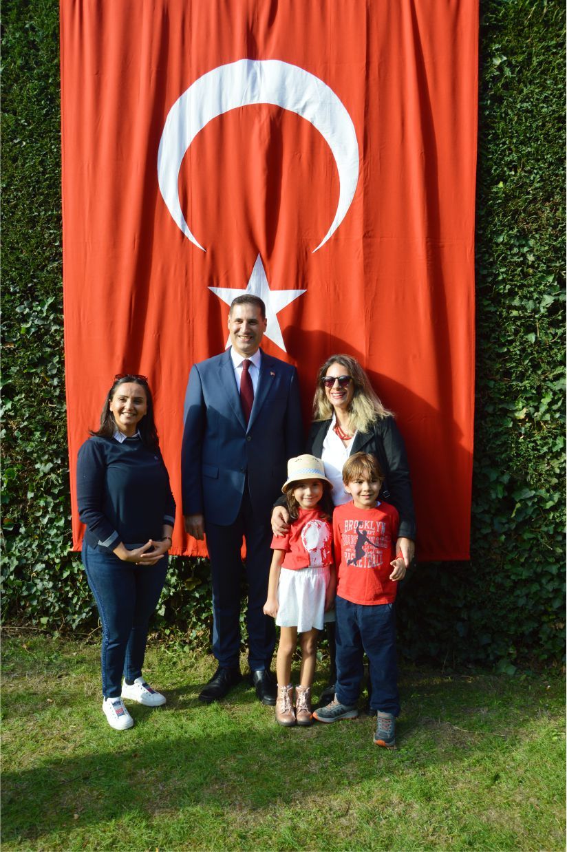 CUMHURİYETİMİZİN 99. YILI ANVERS’TE BÜYÜK BİR COŞKUYLA KUTLANDI