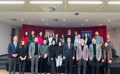 KARİYER SÖYLEŞİLERİNİN ÜÇÜNCÜ KONUŞMACISI TOSED BAŞKANI AVUKAT BAŞAR YILMAZ'DI