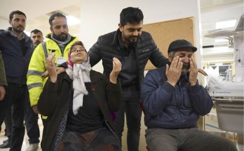 Hatayâ€™da enkaz altında kalan iki kişi depremin 261. saatinde kurtarıldı