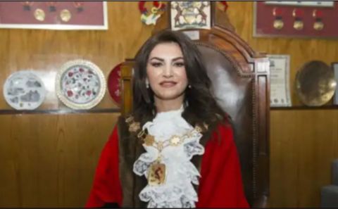İngiltere'de Türk belediye başkanı