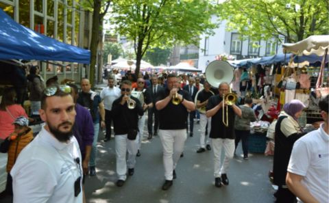 SAİIN JOSSE VE SCHAERBEEK BRADERIE'SİNE İLGİ BÜYÜKTÜ